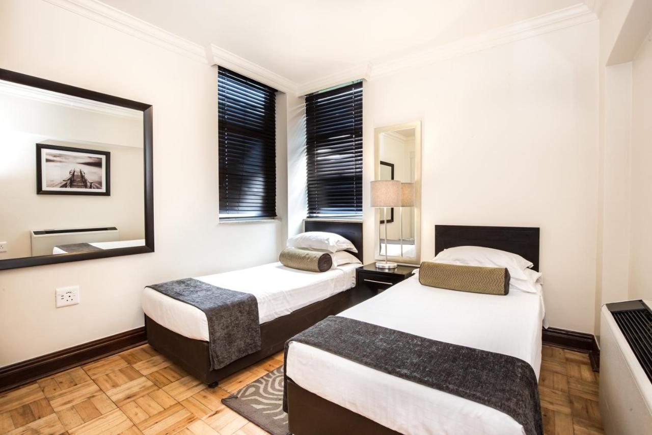 Belaire Suites Hotel Дърбан Екстериор снимка