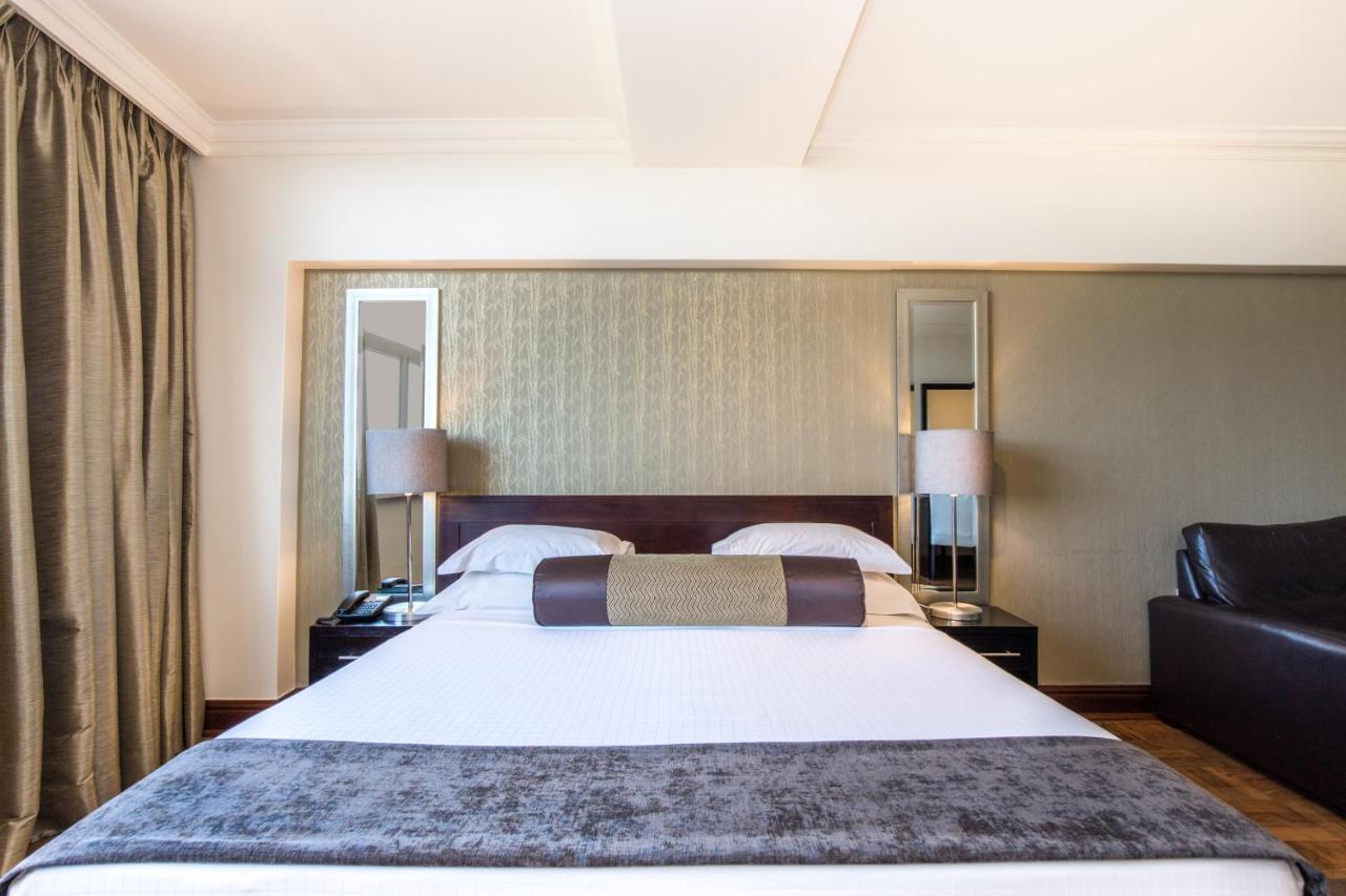 Belaire Suites Hotel Дърбан Екстериор снимка