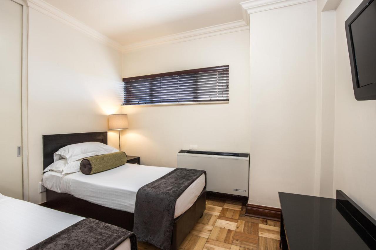 Belaire Suites Hotel Дърбан Екстериор снимка