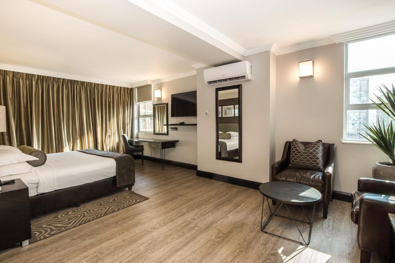 Belaire Suites Hotel Дърбан Екстериор снимка