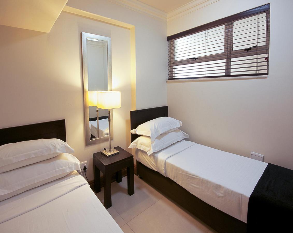 Belaire Suites Hotel Дърбан Екстериор снимка