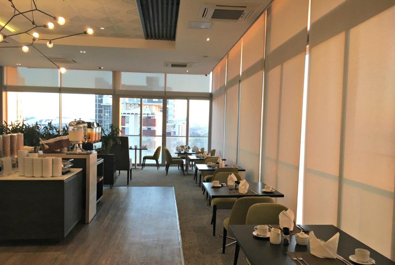 Belaire Suites Hotel Дърбан Екстериор снимка
